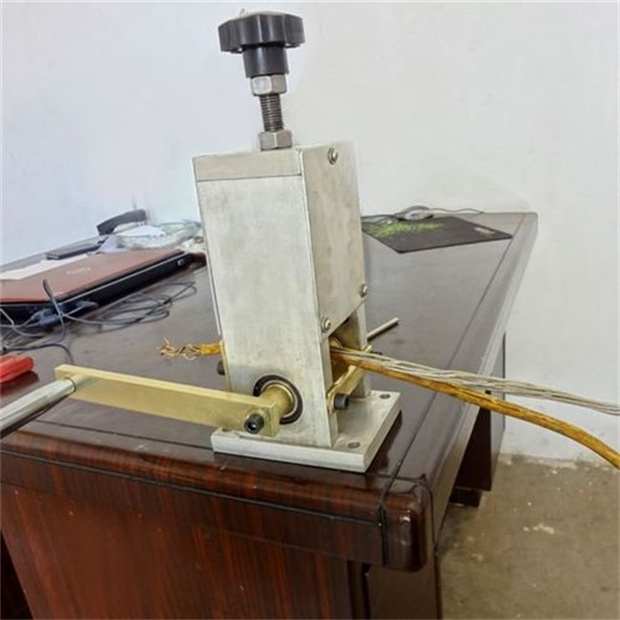 剝線(xiàn)機使用操作流程全解